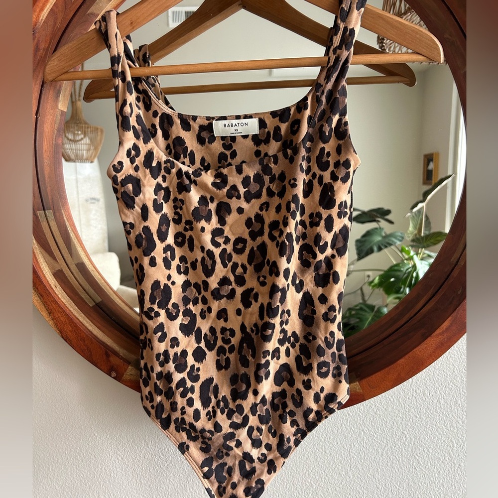 Babaton Leopard Cheetah print Bodysuit XS